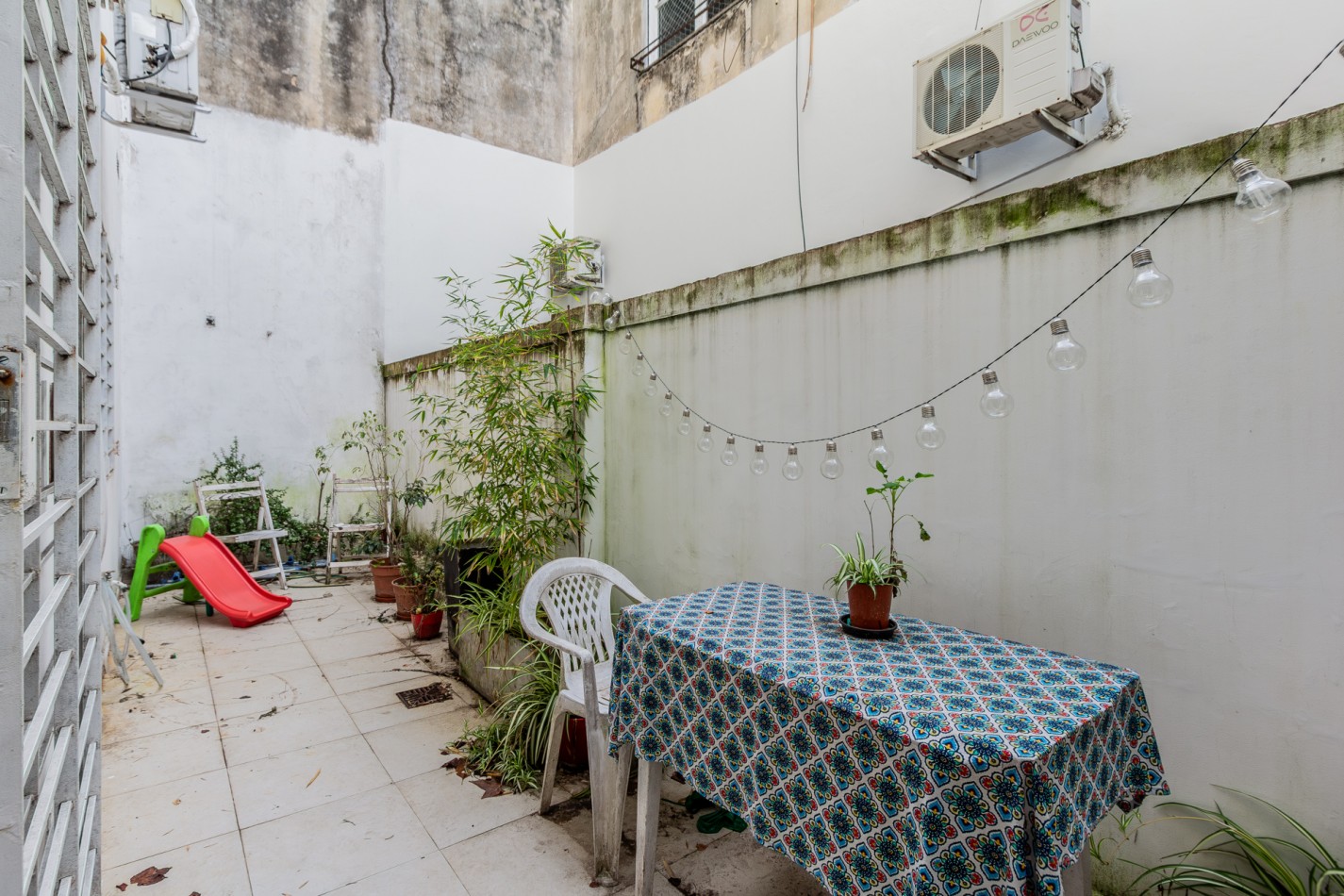 Departamento tres amb con patio- APTO CREDITO
