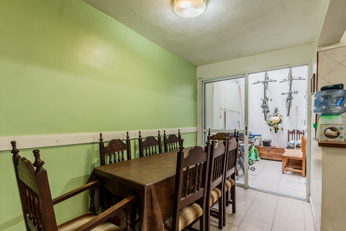 Departamento tres amb con patio- APTO CREDITO