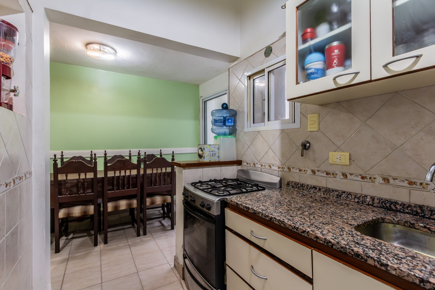 Departamento tres amb con patio- APTO CREDITO