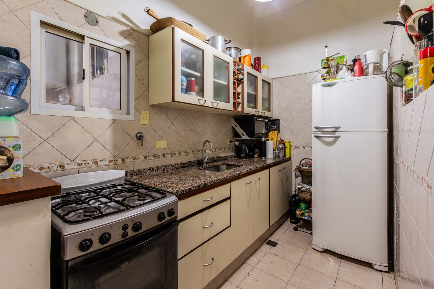 Departamento tres amb con patio- APTO CREDITO