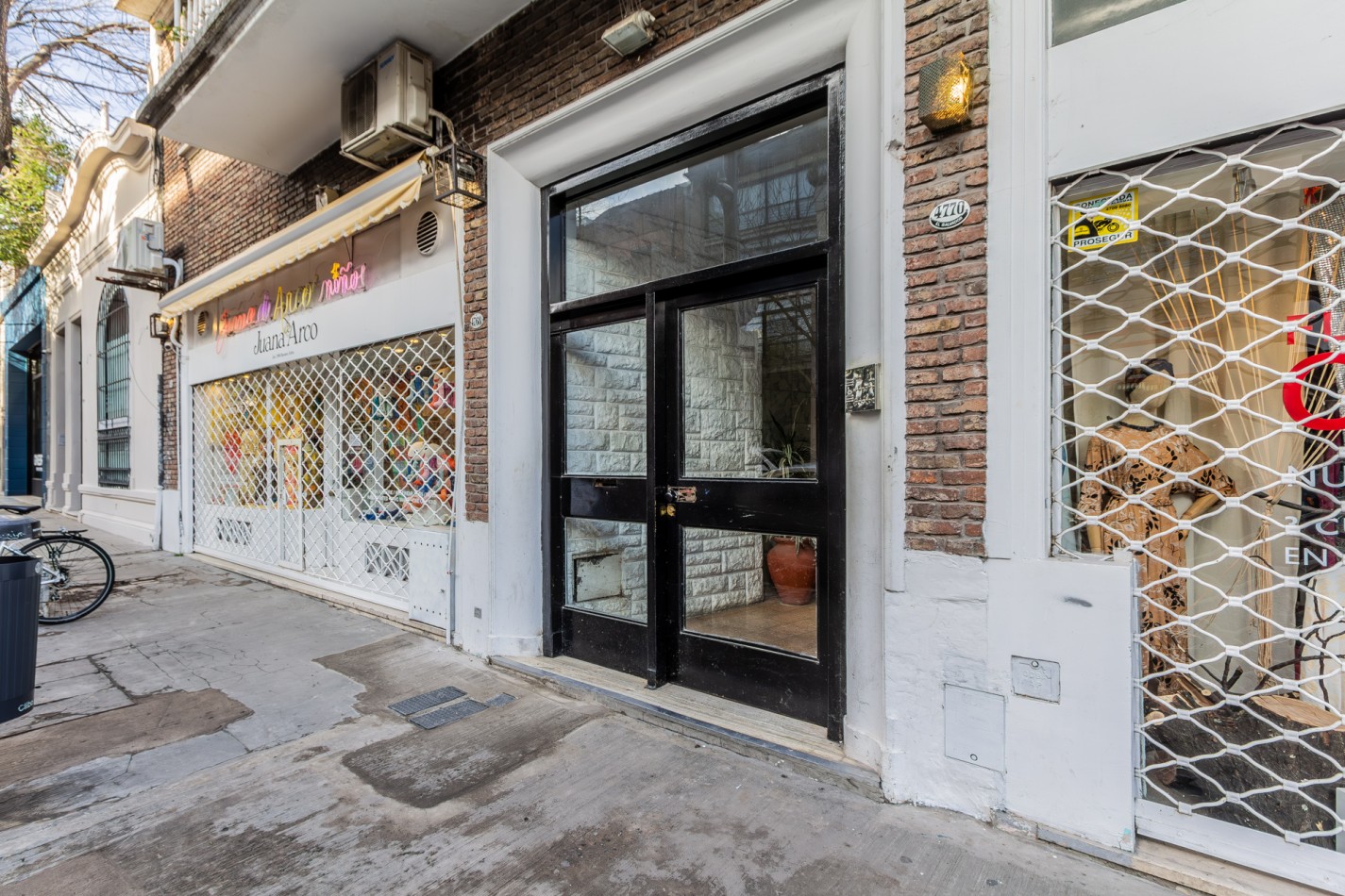 Departamento tres amb con patio- APTO CREDITO