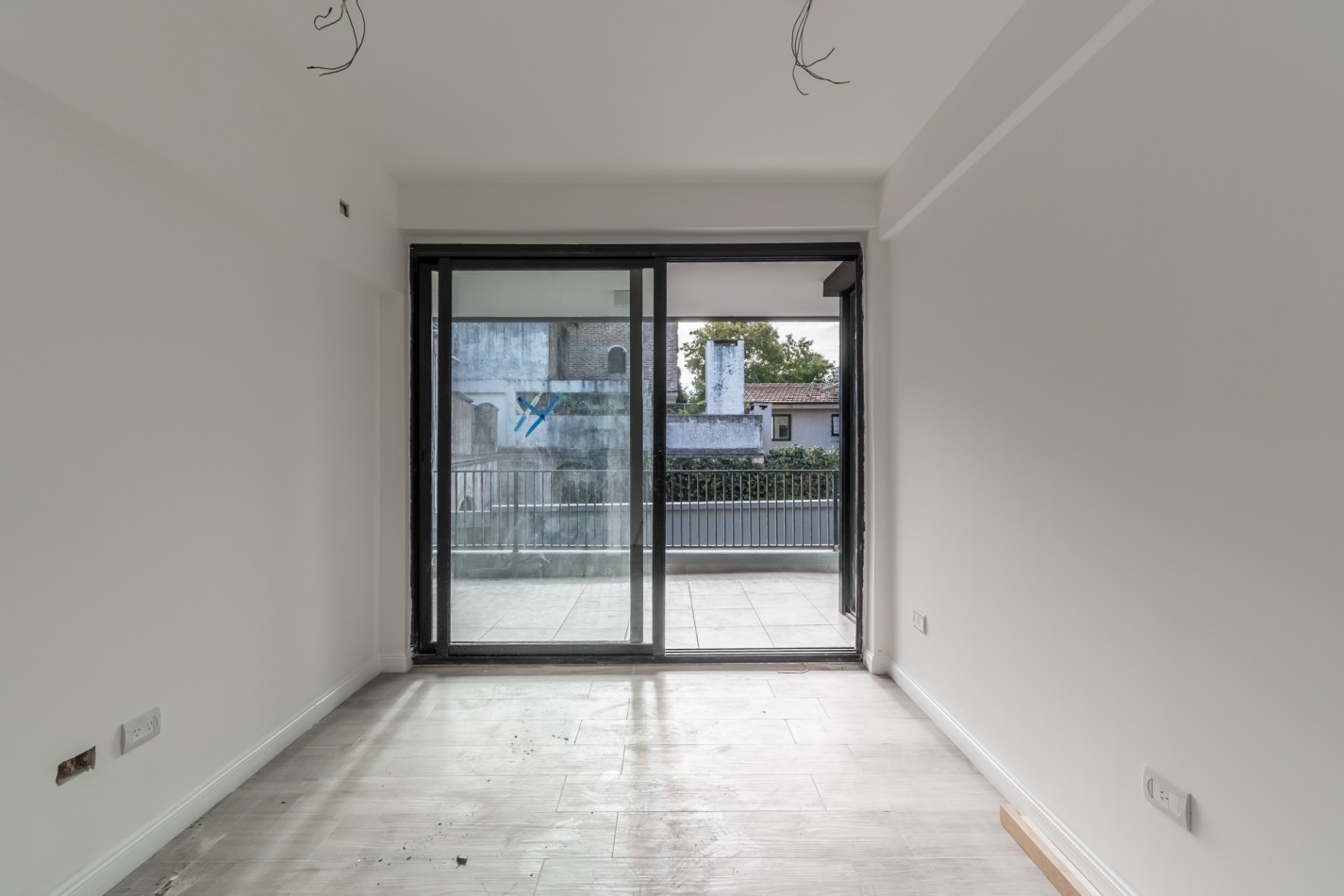 Departamento tres ambientes con terraza propia a estrenar- entrega inmediata