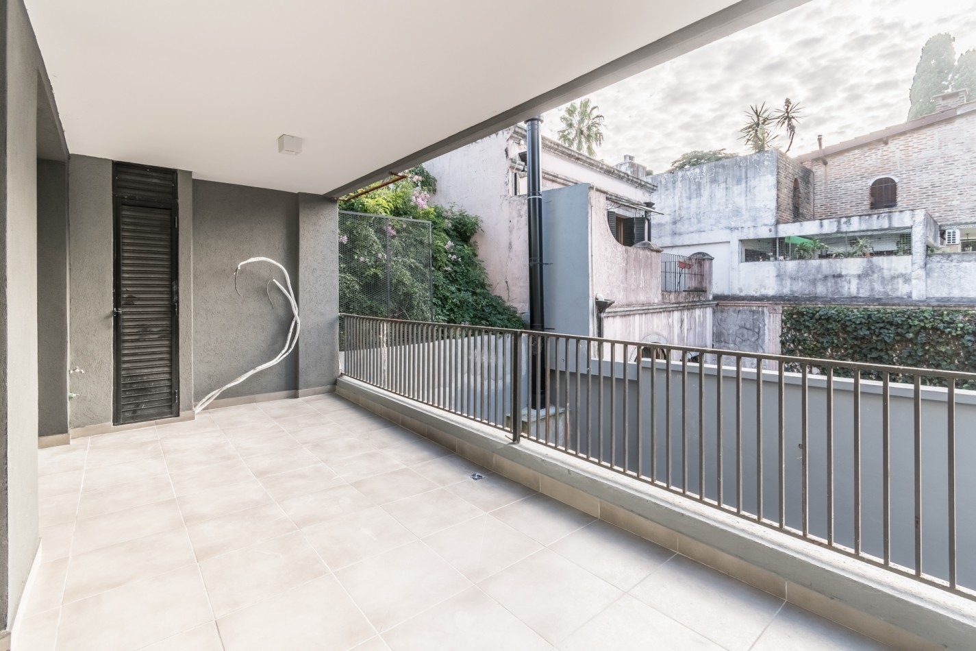 Departamento tres ambientes con terraza propia a estrenar- entrega inmediata