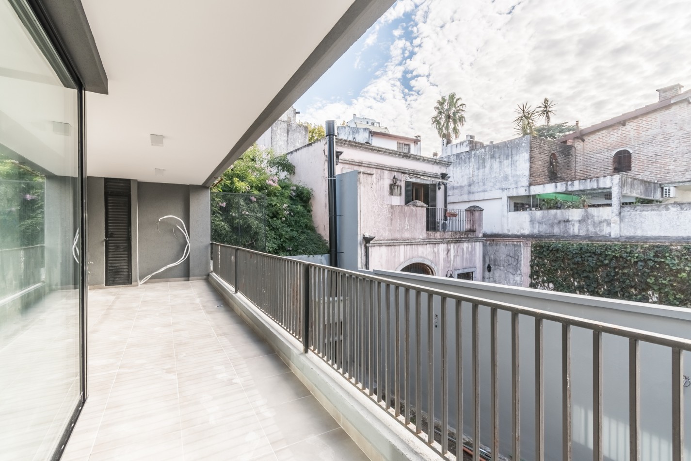 Departamento tres ambientes con terraza propia a estrenar- entrega inmediata