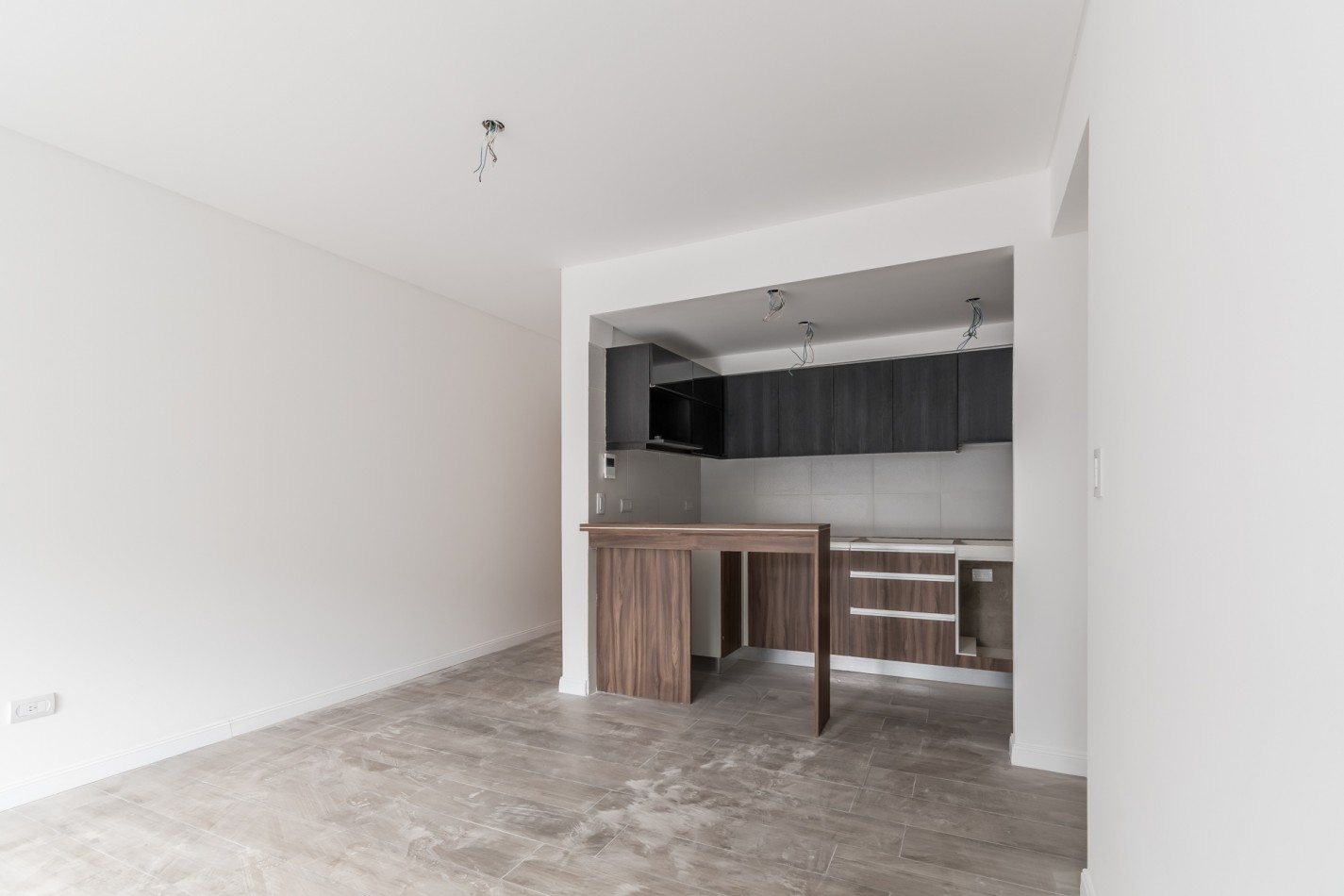 Departamento tres ambientes con terraza propia a estrenar- entrega inmediata