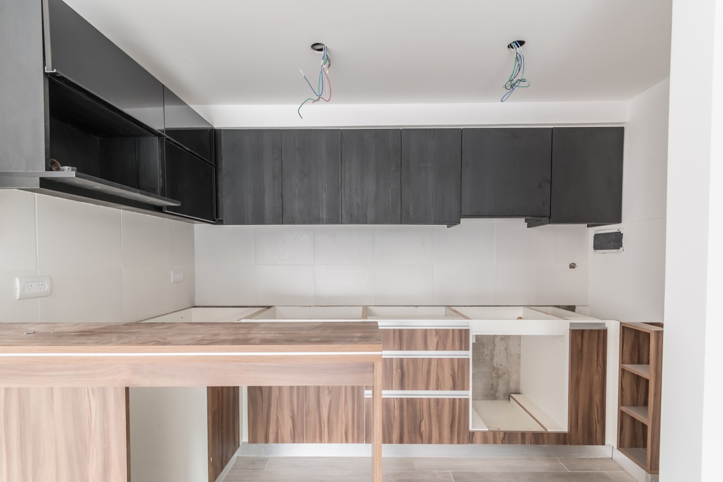 Departamento tres ambientes con terraza propia a estrenar- entrega inmediata