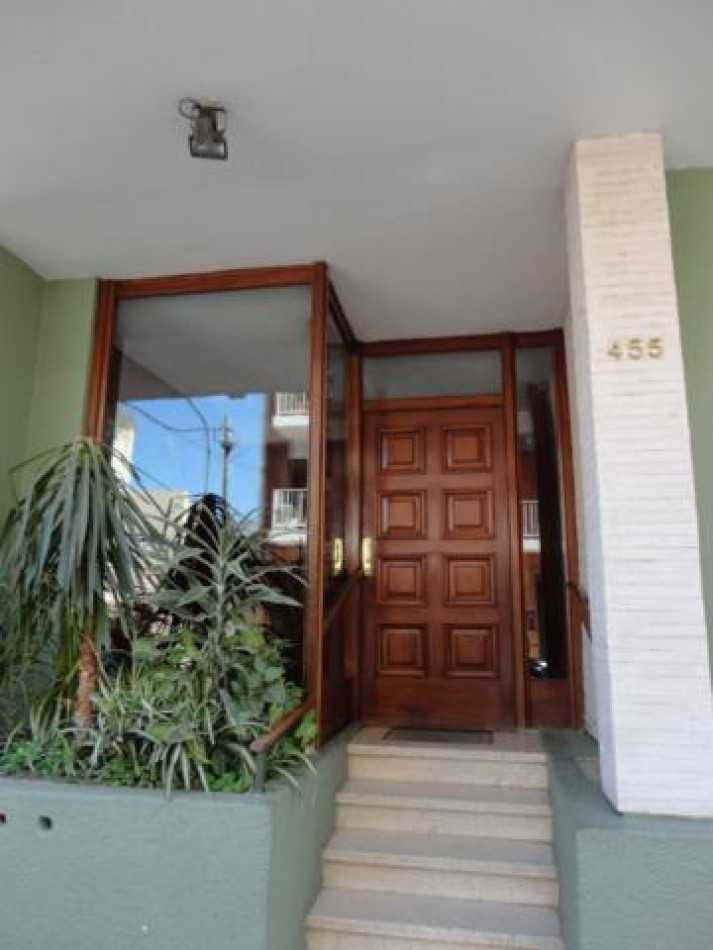 Departamento con RENTA en Olivos