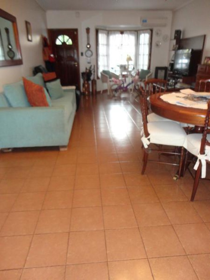 Duplex a metros de Panamericana