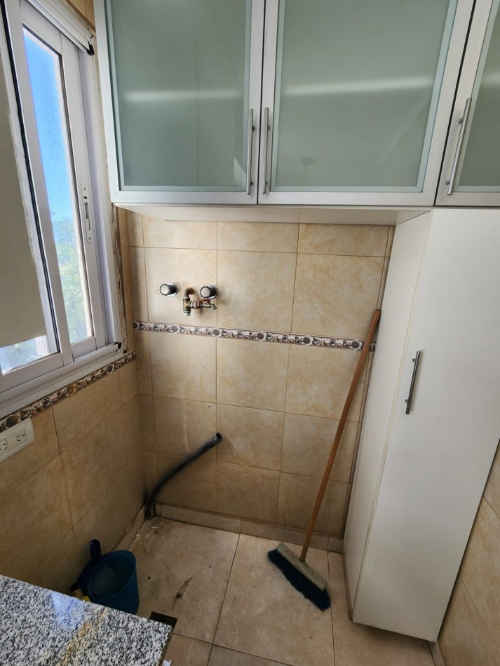 DEPARTAMENTO DE TRES AMBIENTES AV LIBERTADOR 1500 APTO CREDITO