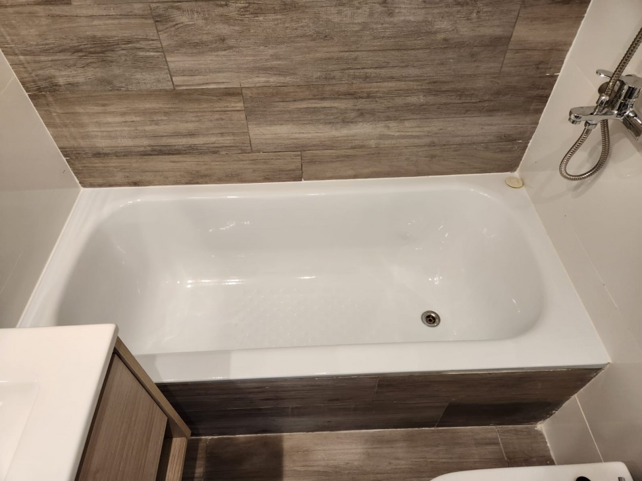 FINANCIACION. Departamento en POZO venta de cuatro ambientes TERRAZA PROPIA en Munro