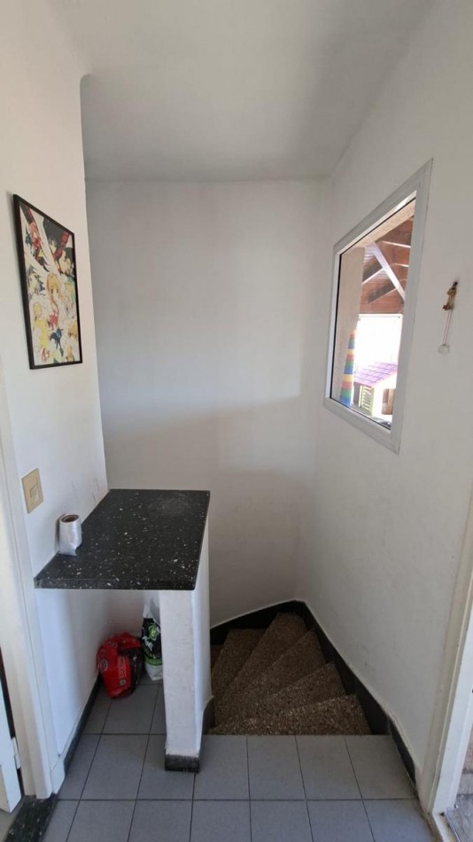 PH con terraza y quincho en Florida Mitre excelente estado