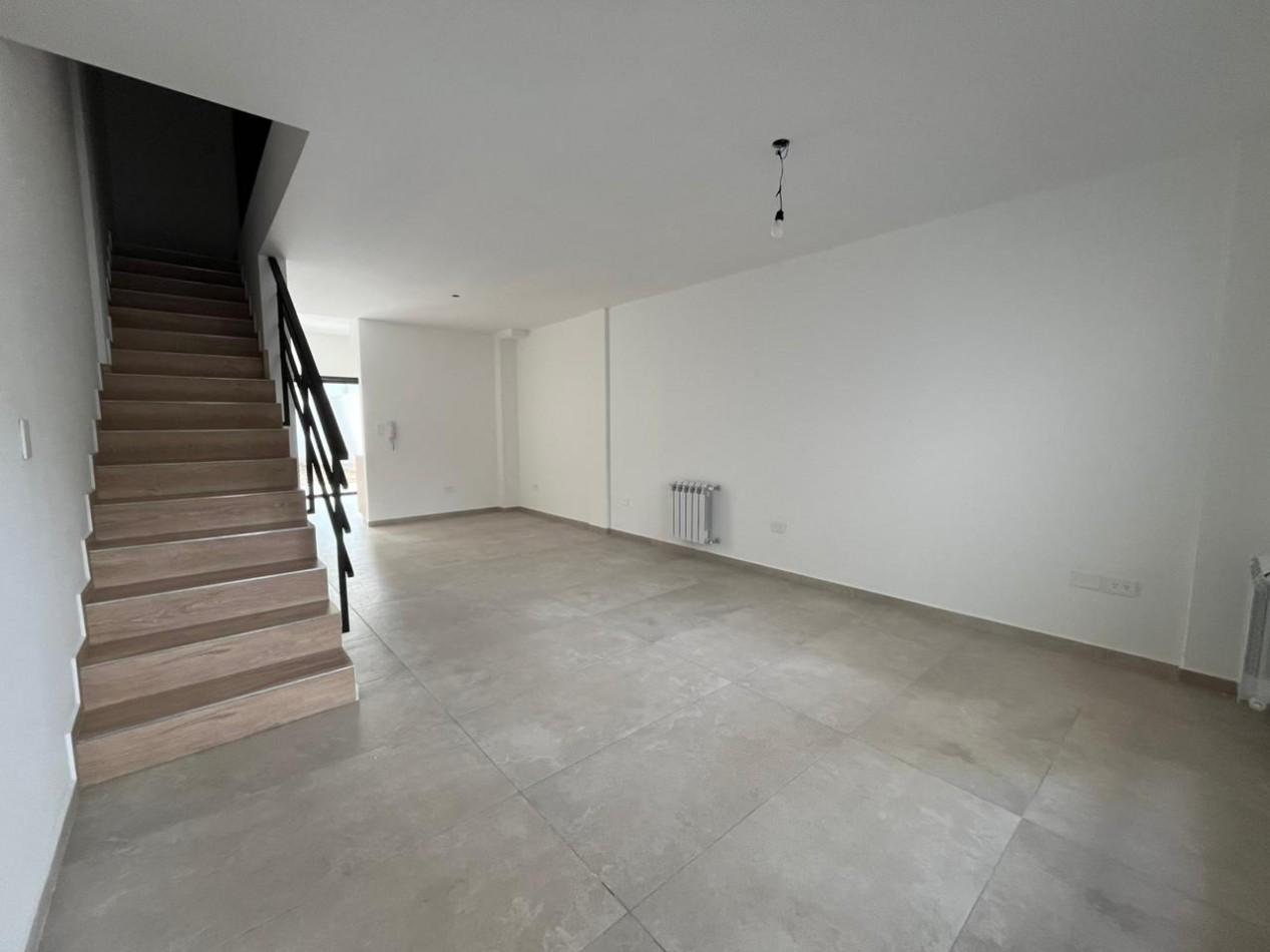 Triplex en Florida a estrenar con posesion inmediata