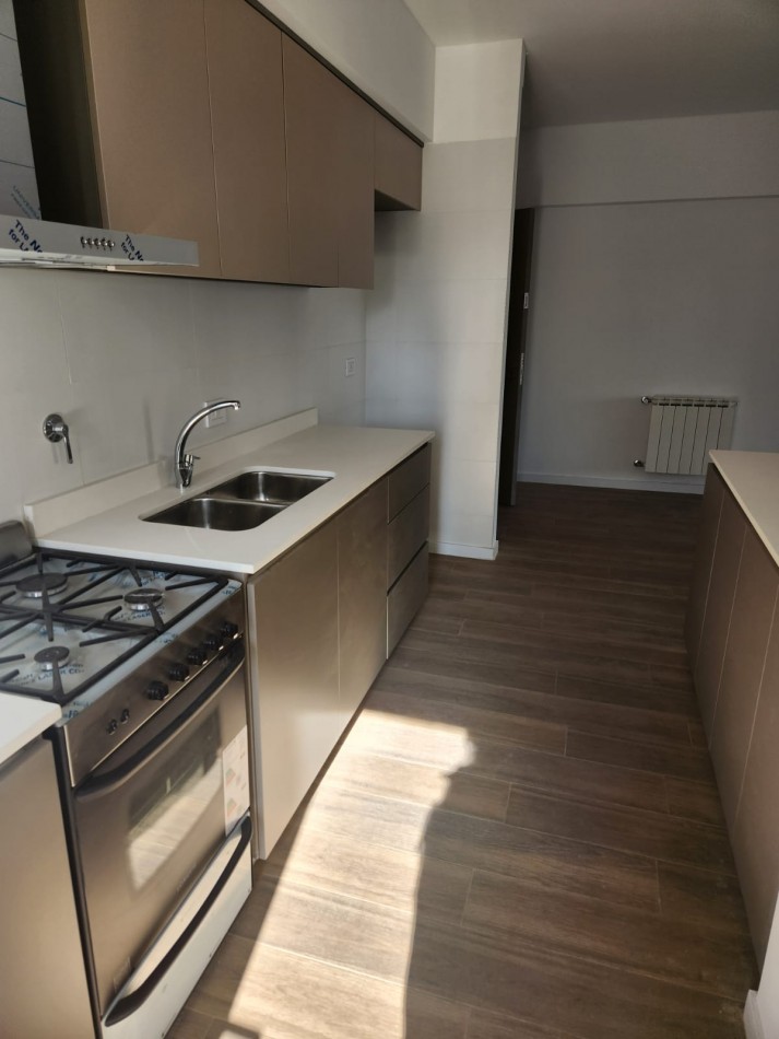 Departamento 3 ambientes a estrenar con cochera- SAAVEDRA