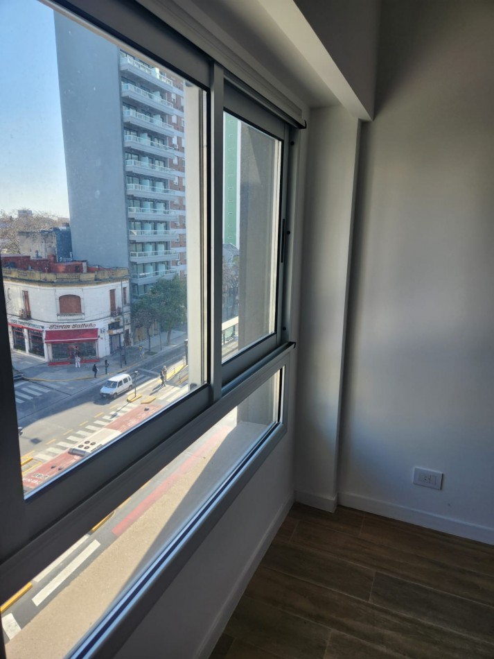Departamento 3 ambientes a estrenar con cochera- SAAVEDRA