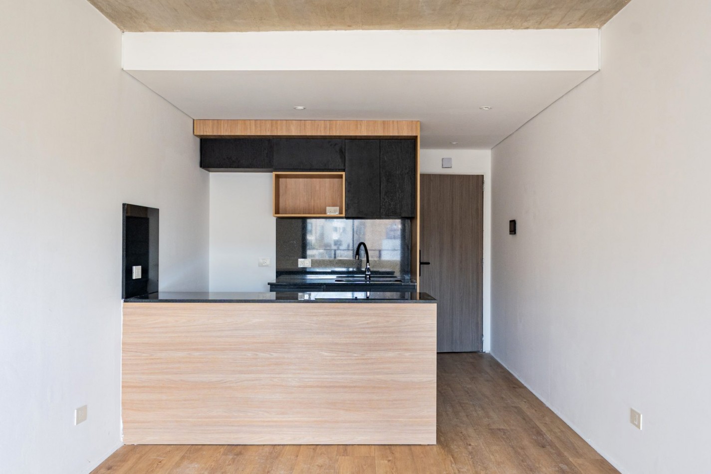 Departamento de tres ambientes en con cochera en venta NO APTO CREDITO