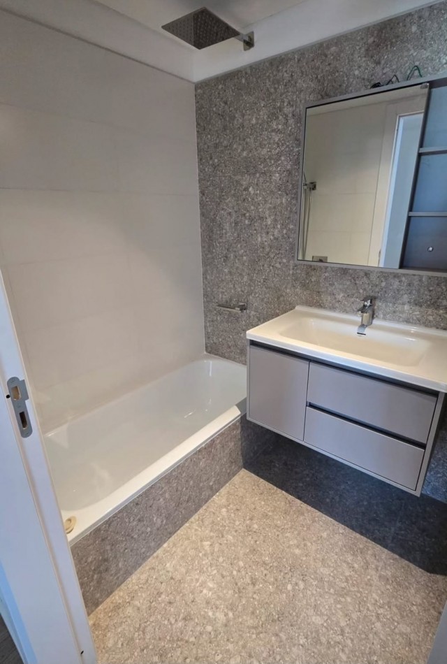 DEVOTO- Departamento con espectacular terraza y cochera entrega inmediata